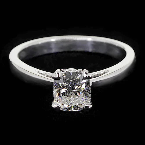 1 Carat Sparkling Radiant Naturel Diamond Ring