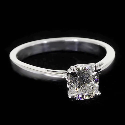 1 Carat Sparkling Radiant Naturel Diamond Ring