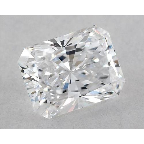Diamant radiant de 1,5 carat, non serti, couleur E, pureté VS1, très bonne taille.