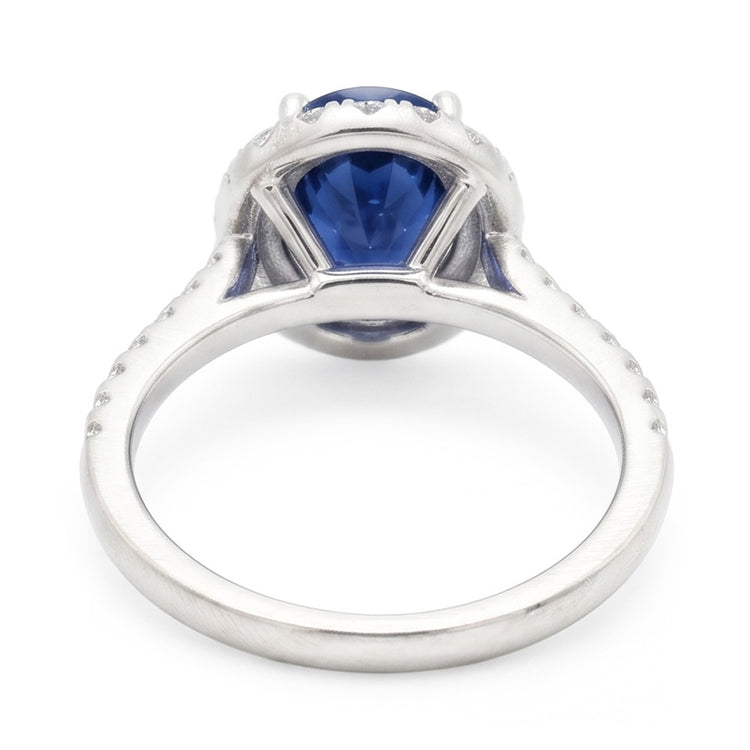 2.25 Carats Alliance Saphir Bleu Ovale Et Diamant Or Blanc 14K
