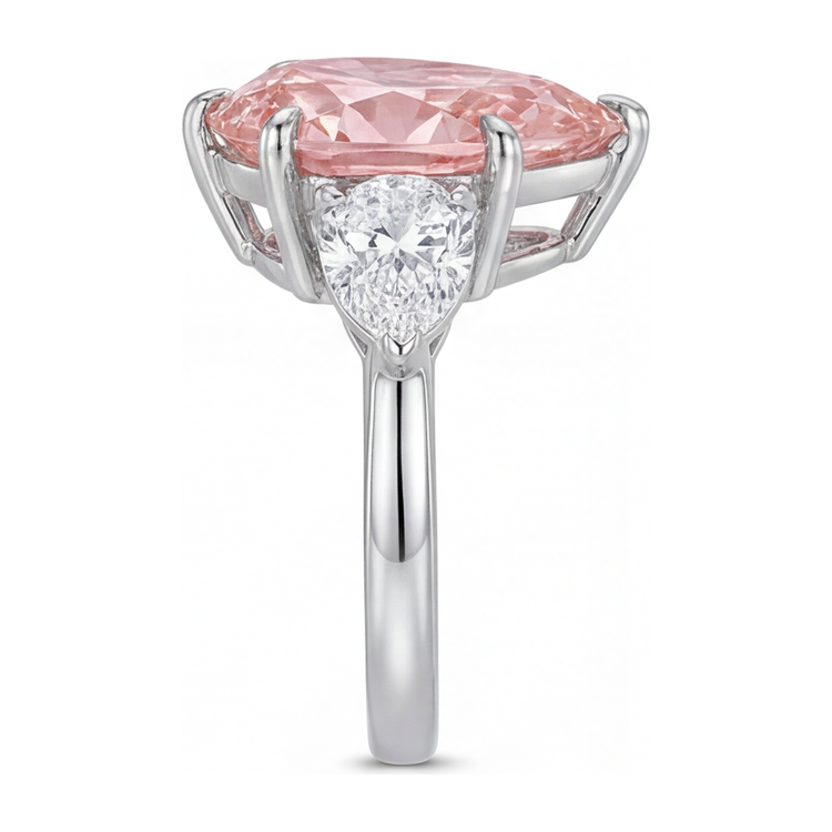 Bague trois pierres en or blanc 14 carats avec diamant rose de laboratoire taille poire 2,5 carats