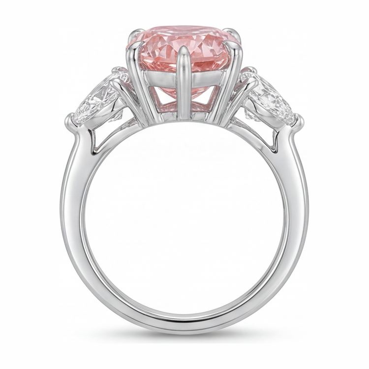 Bague trois pierres en or blanc 14 carats avec diamant rose de laboratoire taille poire 2,5 carats