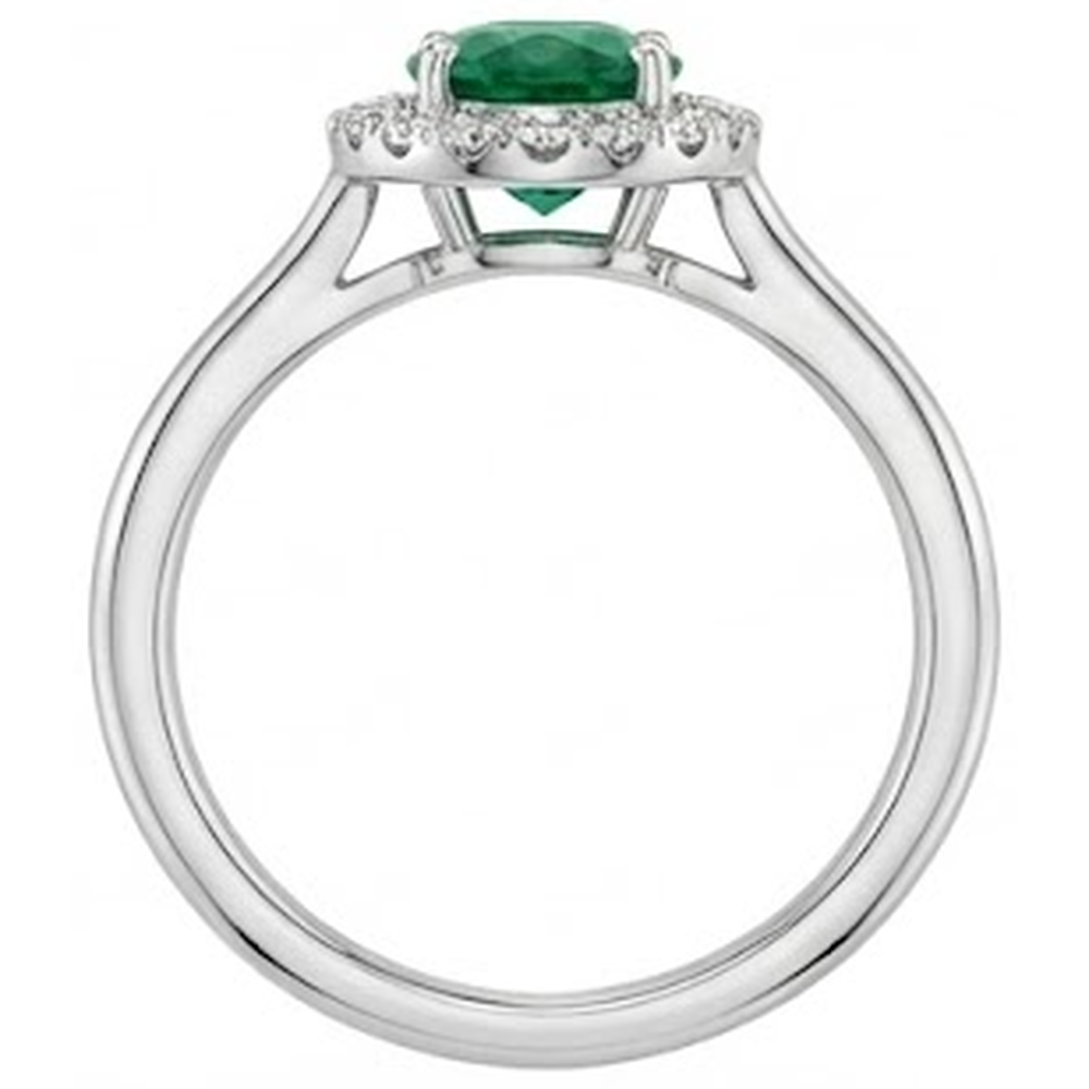 naturel oval diamant 2.50carats bague sur blanc