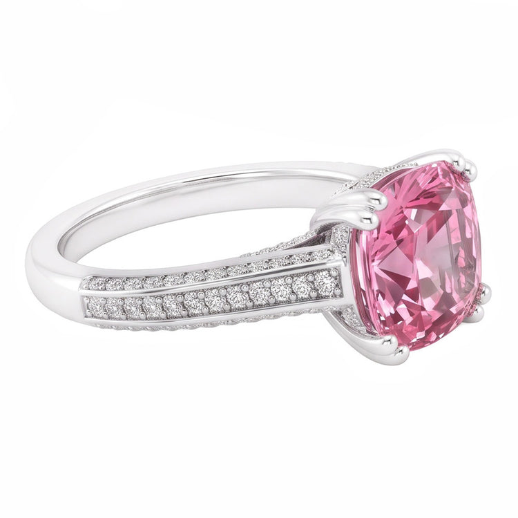 2.81 carats. Coussin Bague de Fiançailles Saphir Rose Pierre Gemme