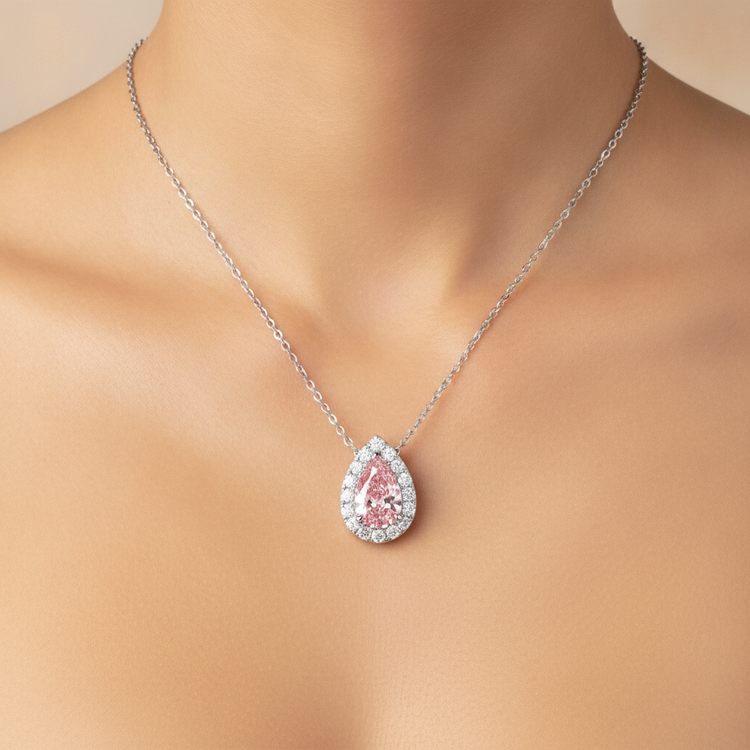 Collier Pendentif Diamant Rose de laboratoire 2 Carats Poire Halo en Or Blanc 14 Carats