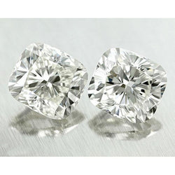 Paire de diamants naturels extraits de la terre, taille coussin, 2,02 carats, couleur E, pureté VVS1.