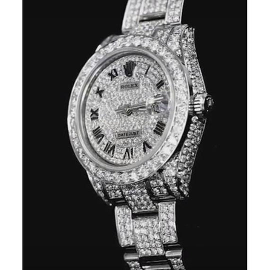 22 Carats. Montre Rolex pour femme recouverte de diamants personnalisés avec bracelet Oyster Ss