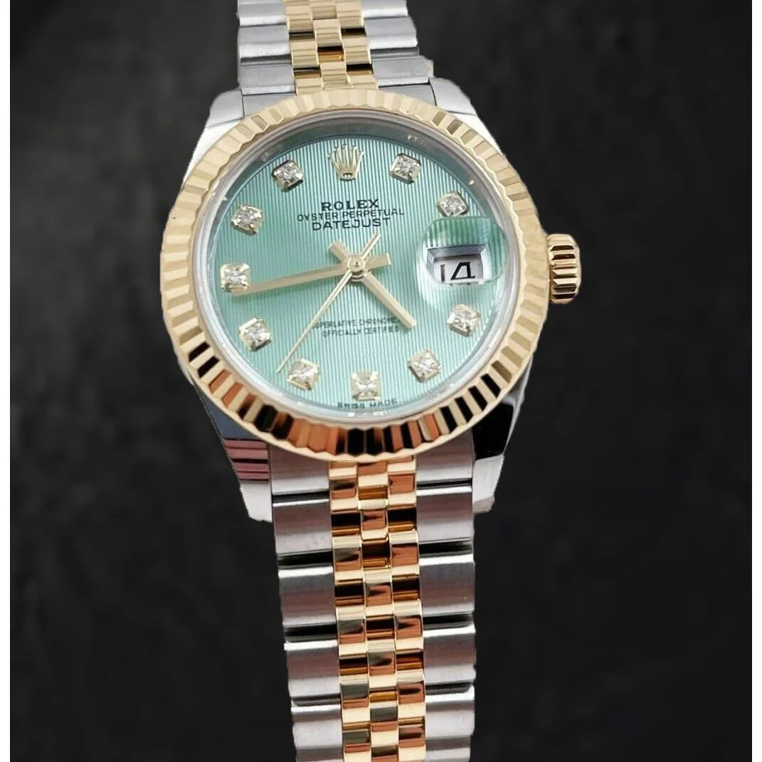 279173 Superbe montre Rolex pour femme avec cadran en diamant tapisserie verte en or 18 carats