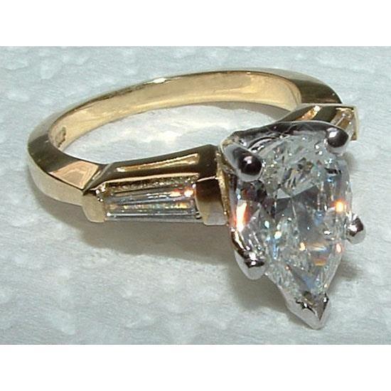 2.31 ct. Bague Trois Pierres En Or Deux Tons Taille Poire Naturel Diamants