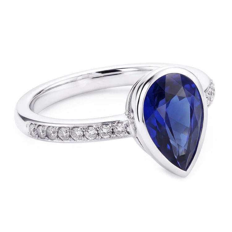2,50 carats Saphir Bleu Bleuet Bague avec Gemme en Or 14K Blanc