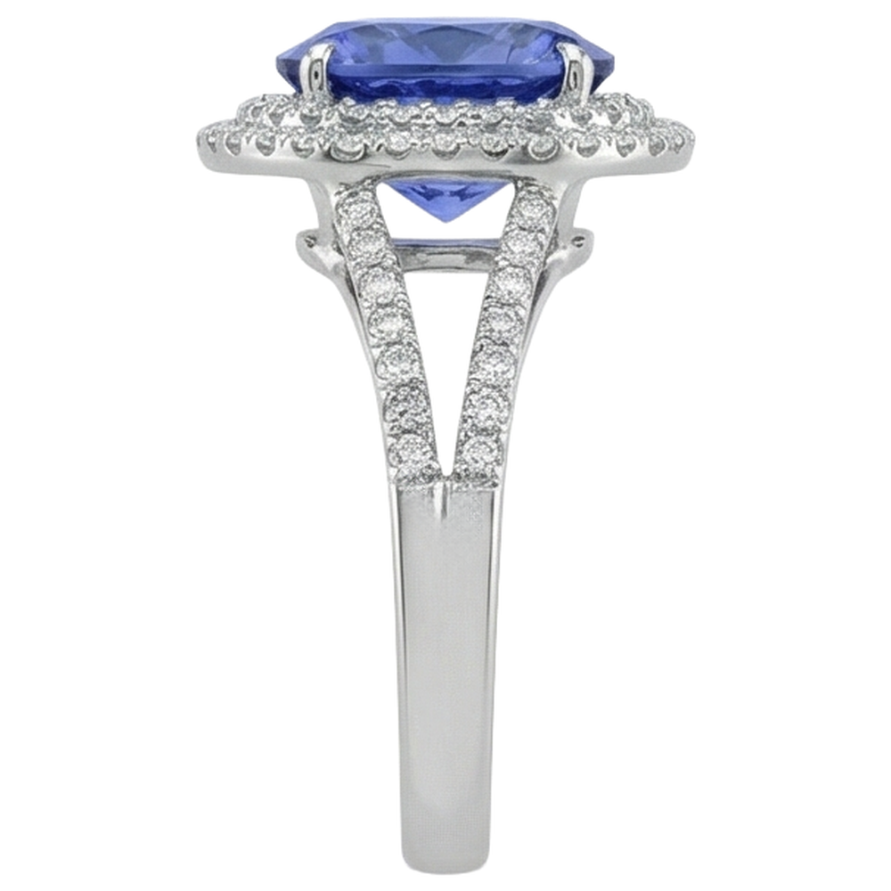 naturel tanzanite 3.80carats bague sur blanc