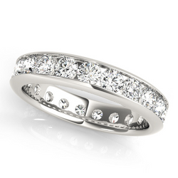 Confectionné main Brillant Eternity Band 3,8 carats