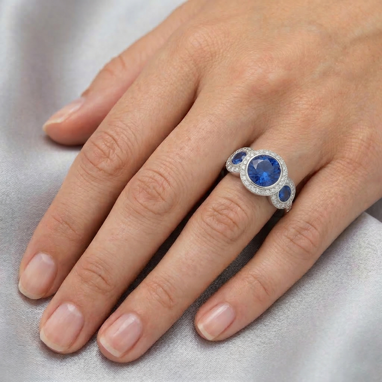 naturel cushion diamant 4.50carats bague sur blanc
