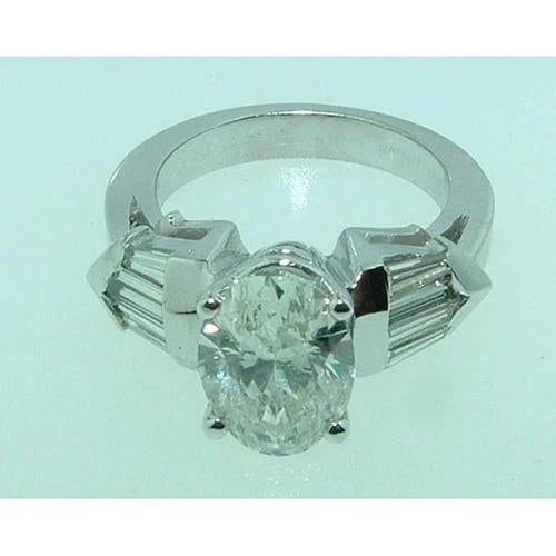 4.01 Ct. Bague De Fiançailles 3 Pierres Réel Diamant Ovale Et Baguette Or Blanc