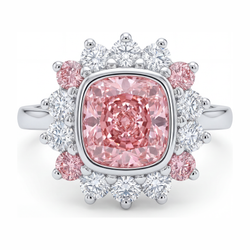Bague Halo avec diamant rose fantaisie de 5,5 carats de laboratoire taille coussin en Or Blanc 14 carats