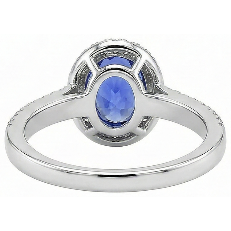 naturel round tanzanite 5.61carats bague sur blanc
