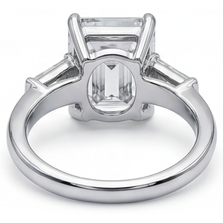 5.80 ct. Bague 3 Pierres Réel Diamant Émeraude & Baguettes Or Blanc Nouveau