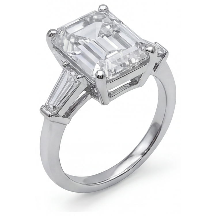 5.80 ct. Bague 3 Pierres Réel Diamant Émeraude & Baguettes Or Blanc Nouveau