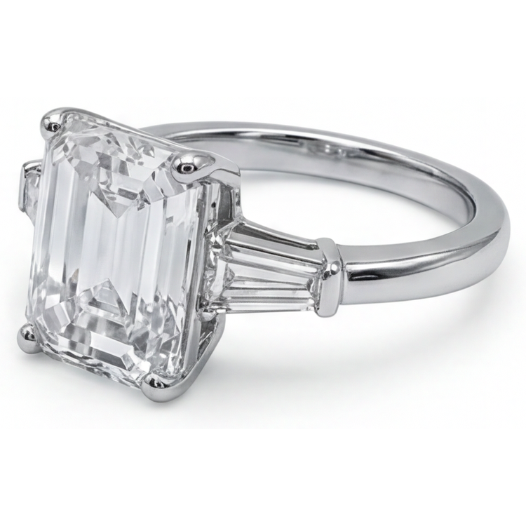 5.80 ct. Bague 3 Pierres Réel Diamant Émeraude & Baguettes Or Blanc Nouveau