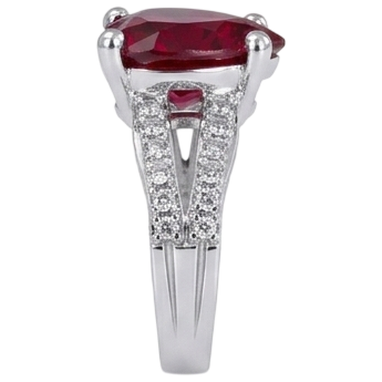 5 carats serti de griffes en rubis taille coeur rouge avec bague en diamant or blanc 14 carats