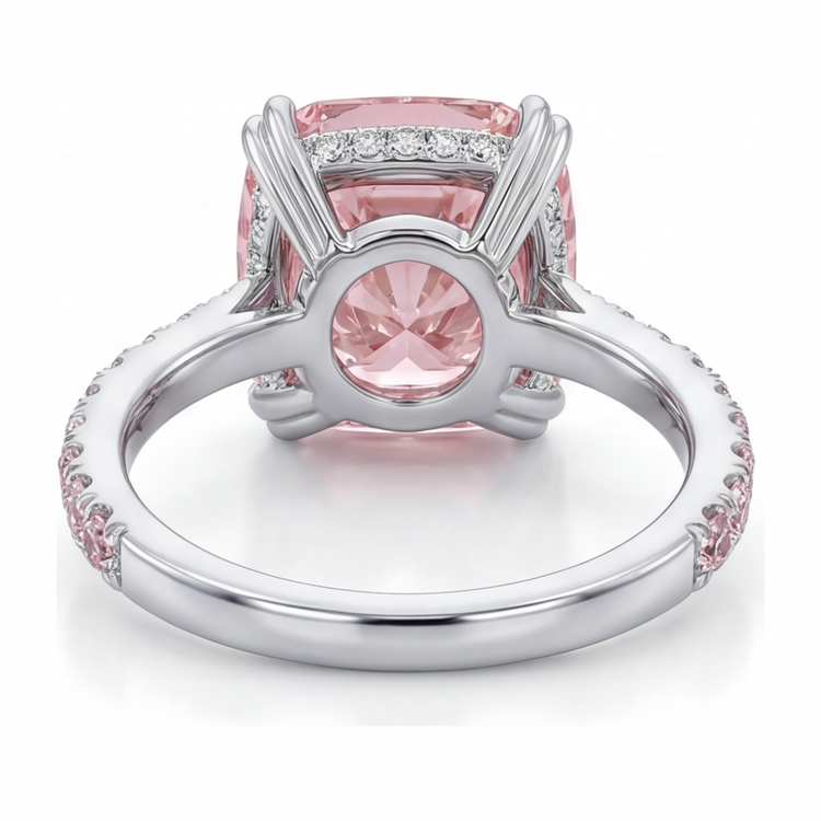 Bague diamant rose de laboratoire 6 carats taille coussin pavée en Or Blanc 14 carats