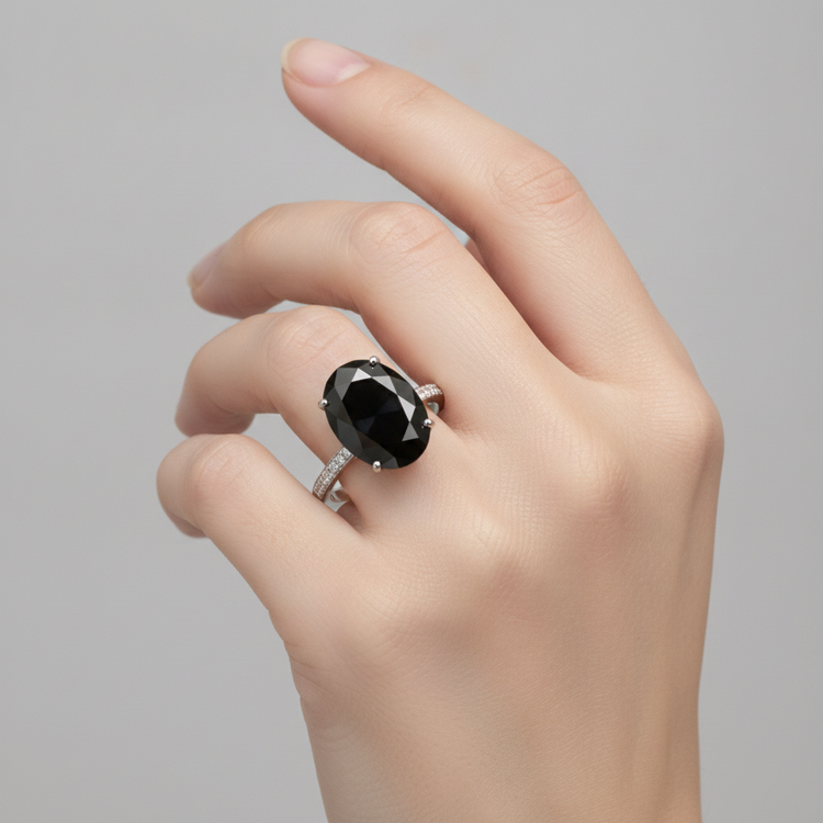 Bague de fiançailles solitaire ovale en diamant noir naturel 6 carats en Or Blanc 14 carats