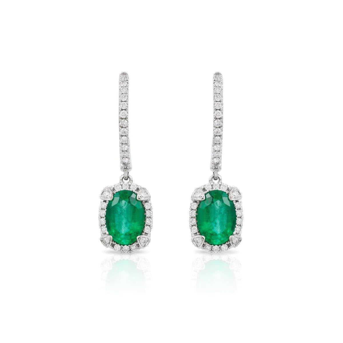 6,50 carats. Boucles d'Oreilles Pendantes Diamant Emeraude Vert Taille Ovale Or Blanc 14K