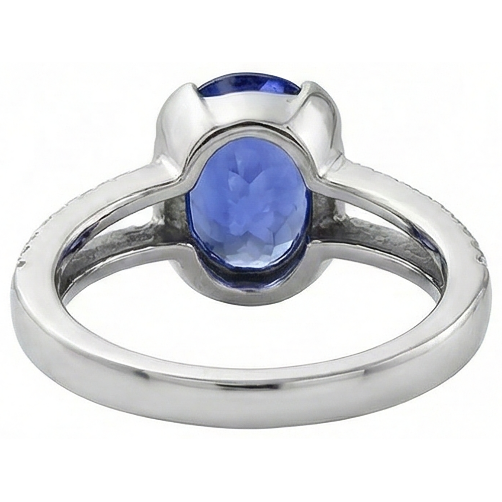 naturel round tanzanite 7.01carats bague sur blanc