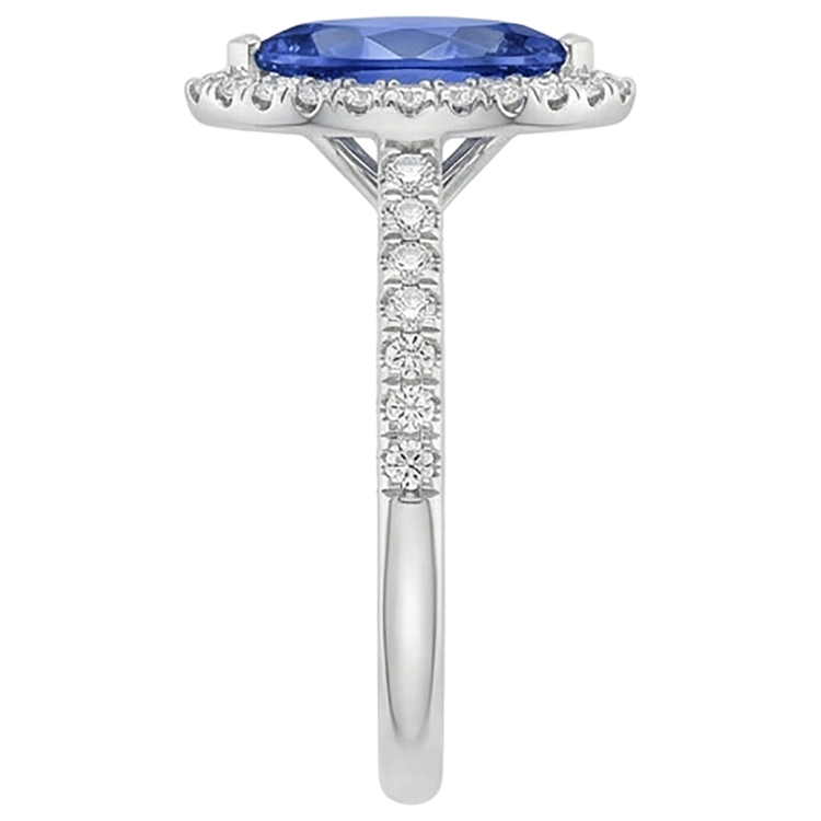 naturel marquise tanzanite 7.25carats bague sur blanc