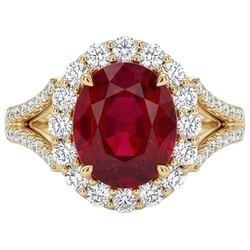 7.25 Carats Rubis Rouge Ovale Avec Diamant Naturels Extraits des Mines ( et non cultivés en laboratoire ) Alliance Or Jaune 14K