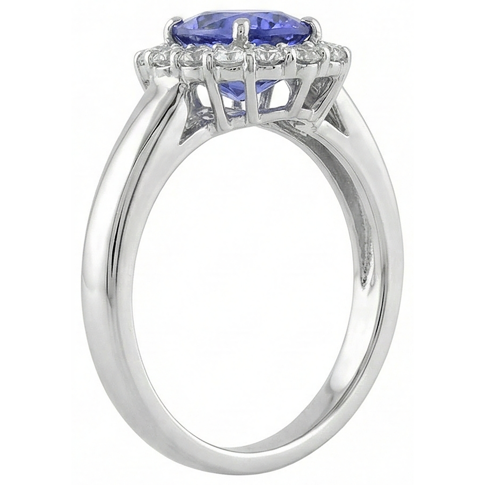 naturel oval tanzanite 7.50carats bague sur blanc