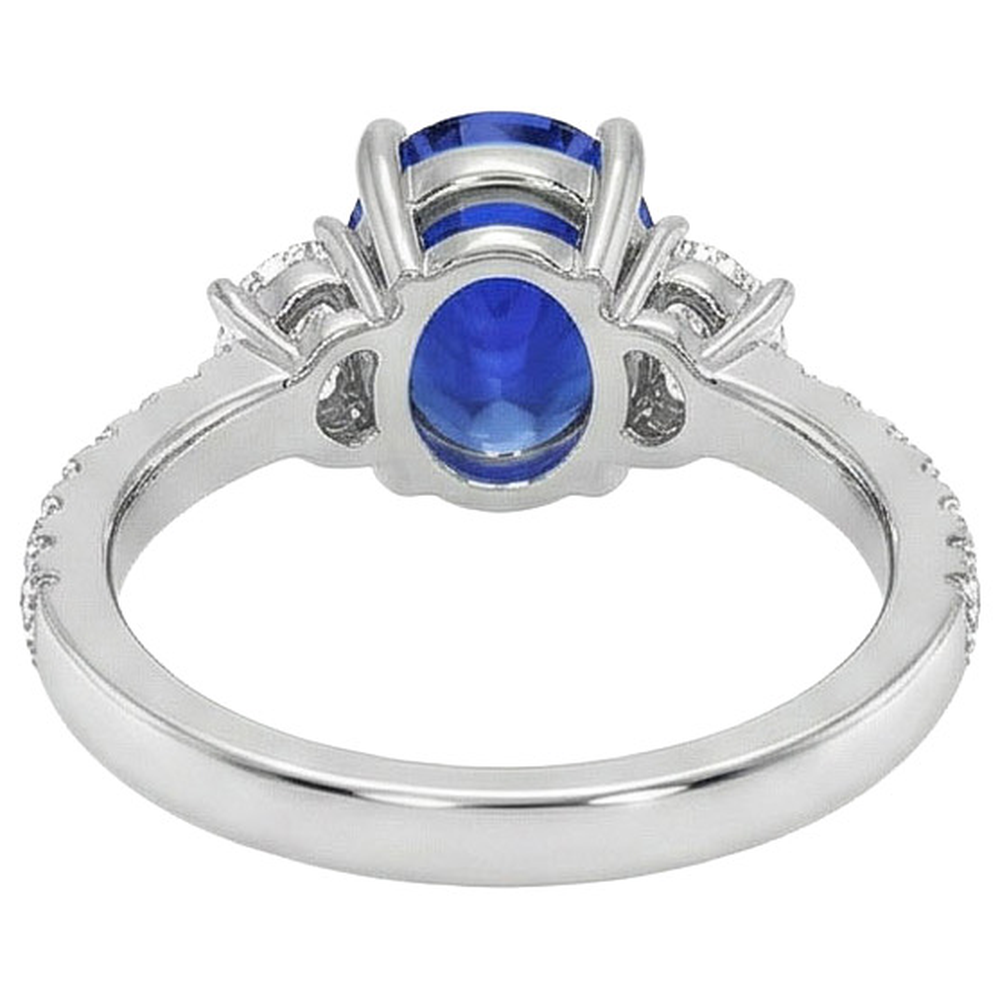 naturel oval diamant 9carats bague sur blanc
