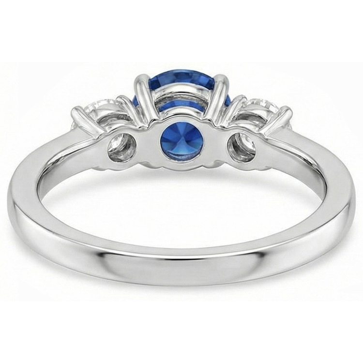 naturel round diamant 2.70carats alliance sur blanc