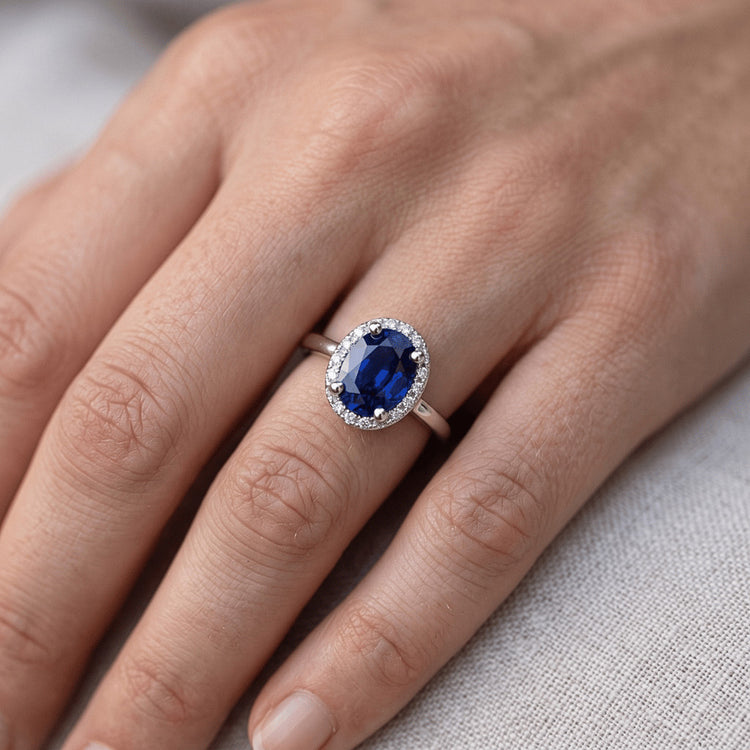 Alliance Halo Saphir Sri Lankais 3.50 Carats Or Blanc