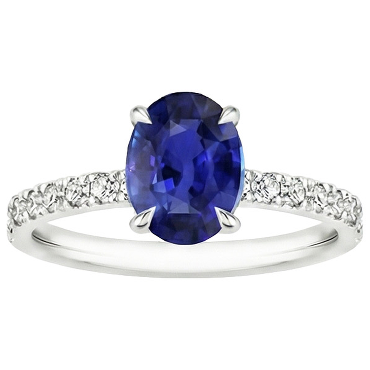 Alliance Solitaire Saphir Bleu Avec Accents De Diamants 4.50 Carats