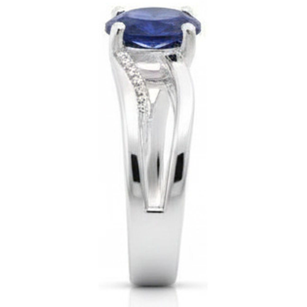 naturel oval diamant 3carats alliance sur blanc