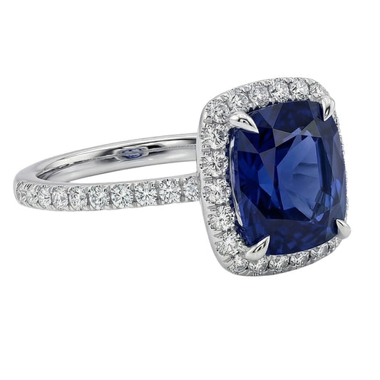 Bague 3 Ct Coussin Sri Lanka Saphir Bleu Et Halo Diamant Naturels Extraits des Mines ( et non cultivés en laboratoire )
