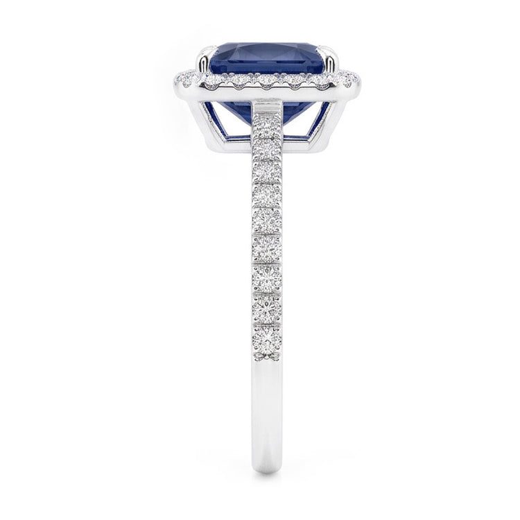 Bague 3 Ct Coussin Sri Lanka Saphir Bleu Et Halo Diamant Naturels Extraits des Mines ( et non cultivés en laboratoire )
