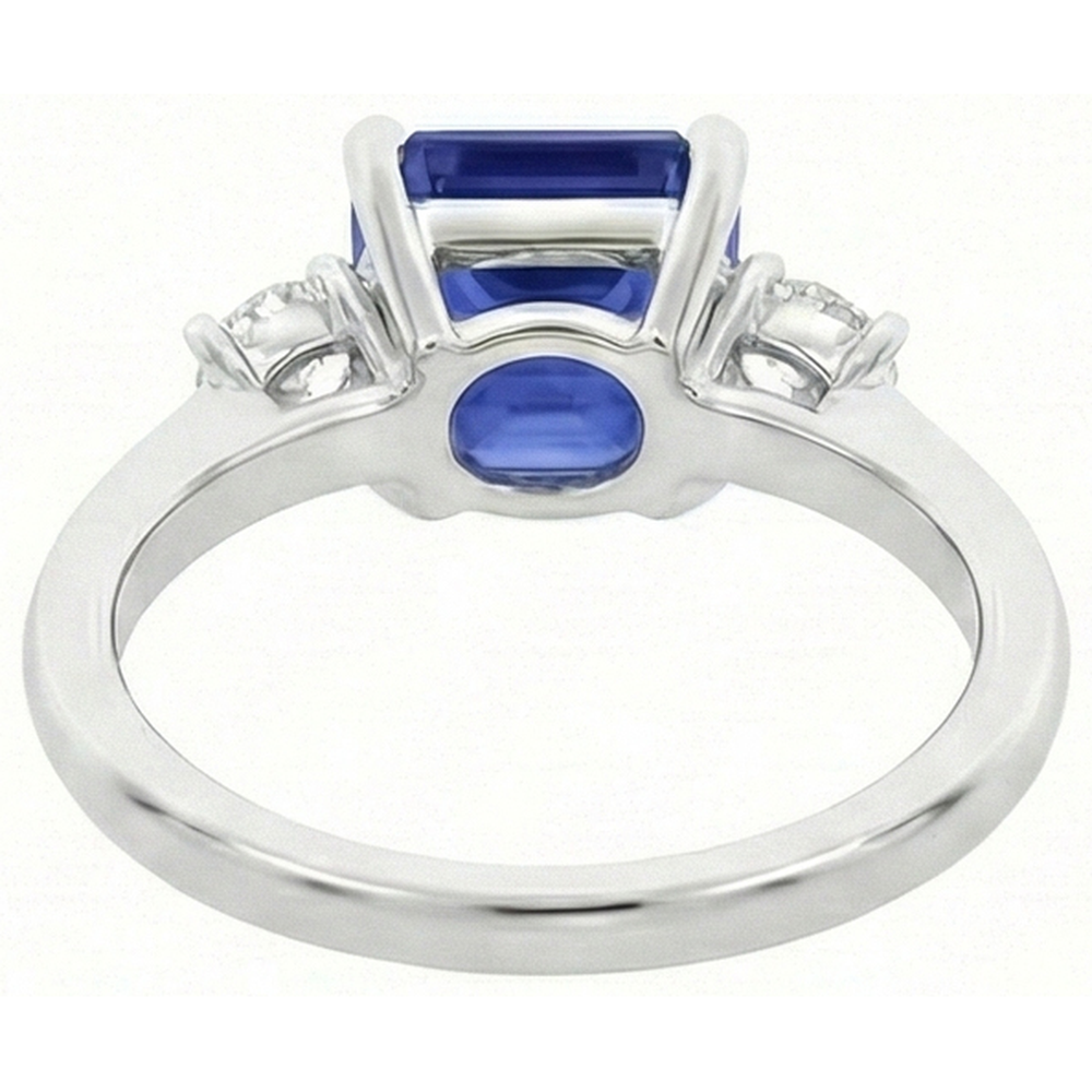 naturel diamant 4.50carats bague sur blanc