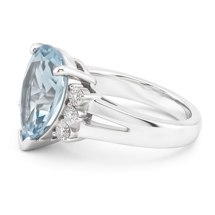 Bague Aigue-marine et diamants 13.25 carats en or blanc 14 carats