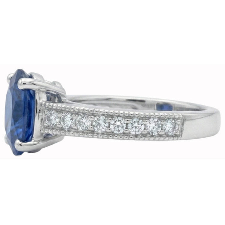 naturel oval diamant 2carats bague vue de dessus