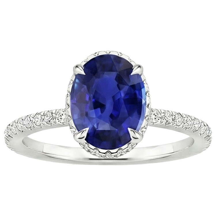 naturel oval saphir 4carats bague vue de profil