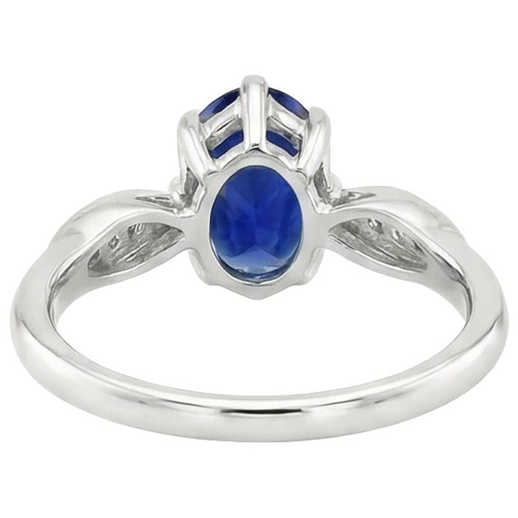 naturel oval saphir 3.50carats bague détail rapproché