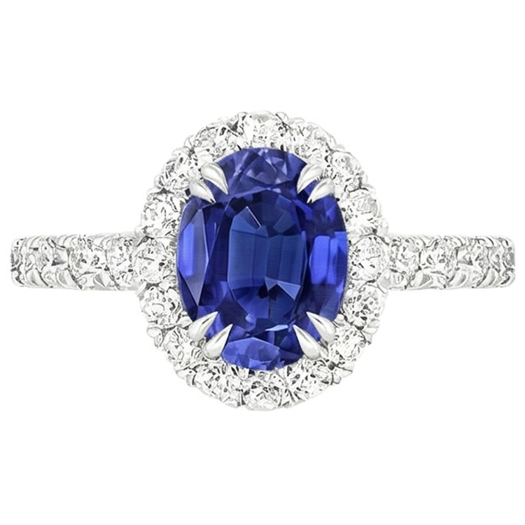 naturel oval saphir 5.50carats bague détail rapproché