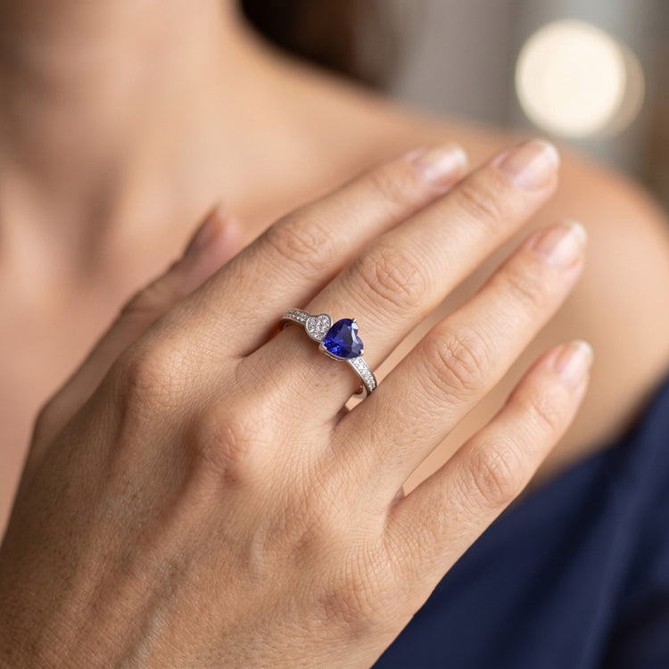 Bague Coeur Saphir Bleu Pierres Précieuses 2.50 Carats Diamants Or Blanc