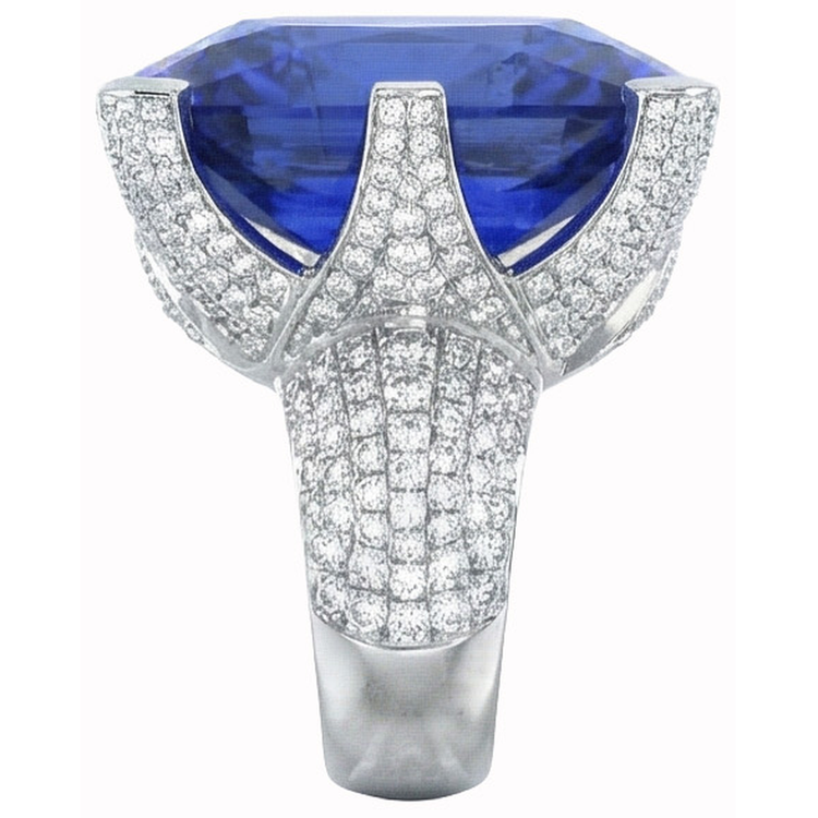 naturel cushion diamant 8.51carats bague vue de dessus