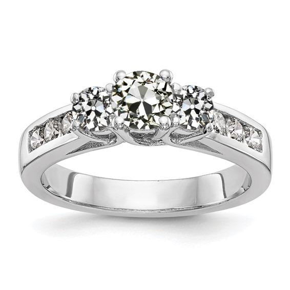 Bague De Fiançailles Avec Naturel Aiamants Ronds Vieux Mineur 3 Carats