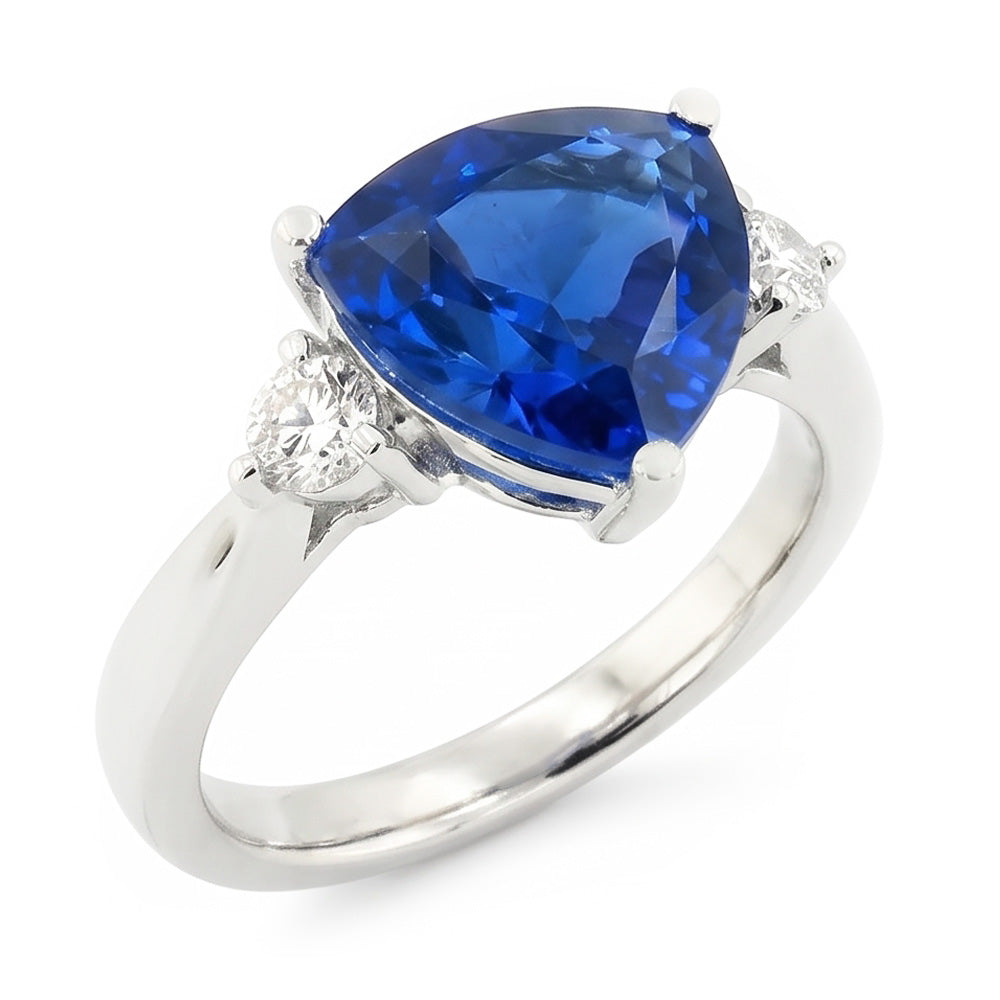 Bague De Fiançailles Avec Saphir Bleu Trillion De 6 Carats