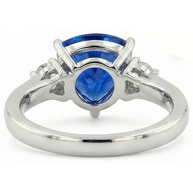 Bague De Fiançailles Avec Saphir Bleu Trillion De 6 Carats