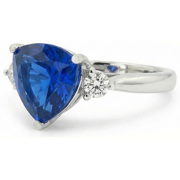 Bague De Fiançailles Avec Saphir Bleu Trillion De 6 Carats